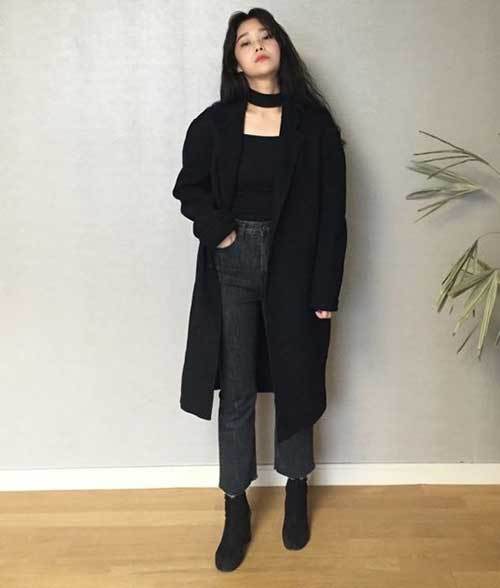 Korean Fashion All Black Outfits-24