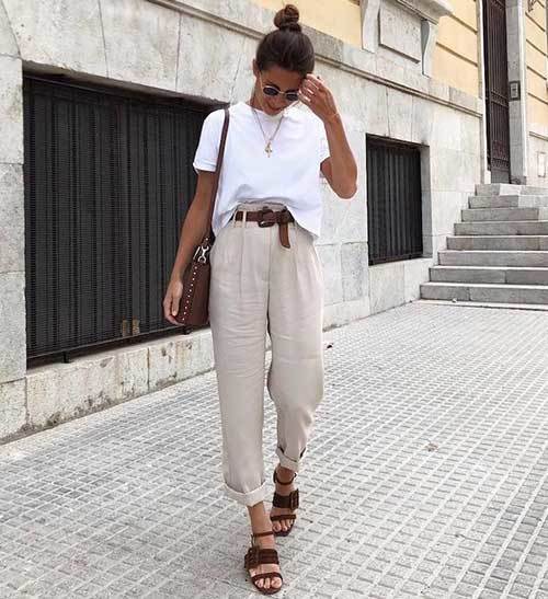 Minimal Vacation Outfits Women-17