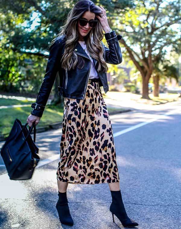 Leopard Midi Skirt Outfit Ideas-11