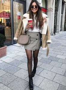 20 Mini Skirt Outfits for Winter To Be One Step Ahead - Outfit Styles