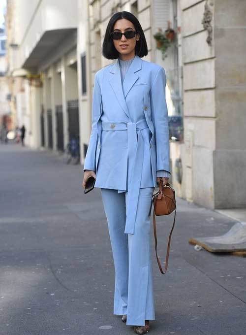 Professional Blue Suit Outfits for Women