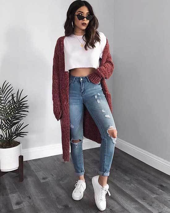 Cute Long Cardigan Outfits with Blue Jeans
