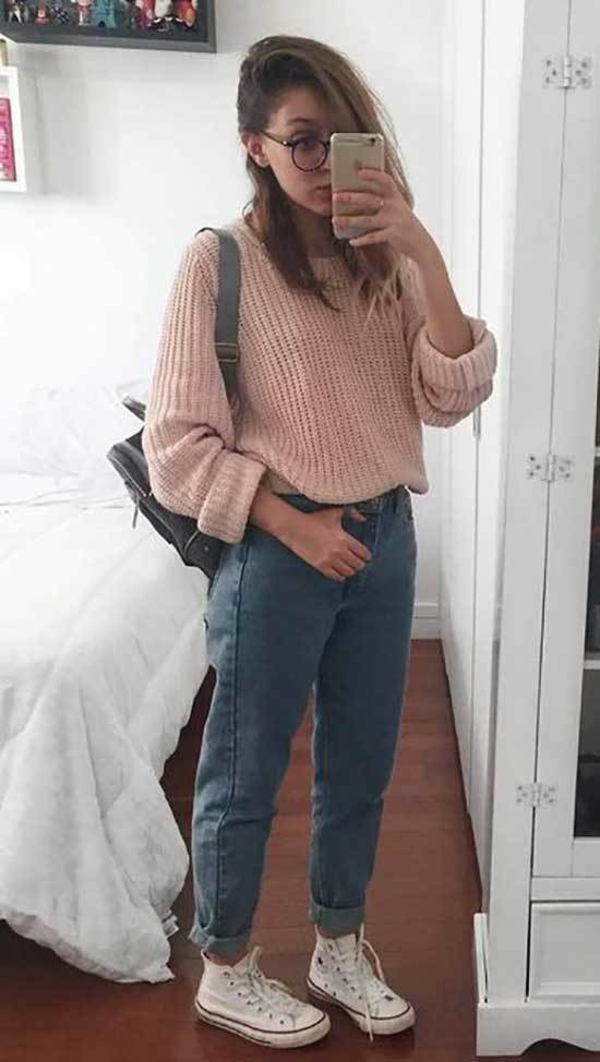 Cute Outfits with Mom Jeans