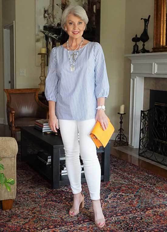 Casual Looks for Women Over 50-27