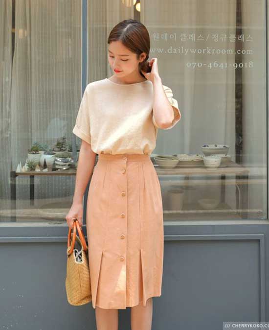Cute Korean Conservative Outfits-18