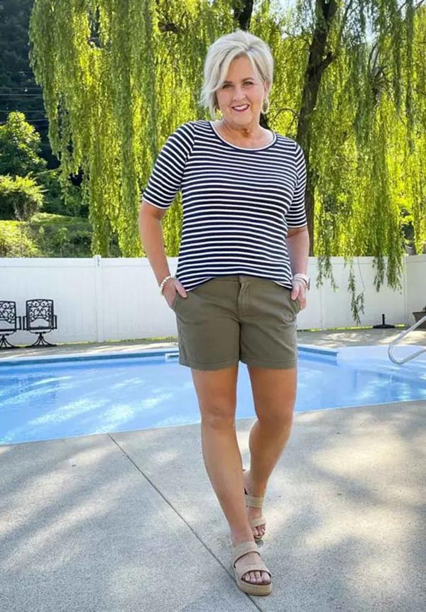 Casual Summer Outfits for Over 50